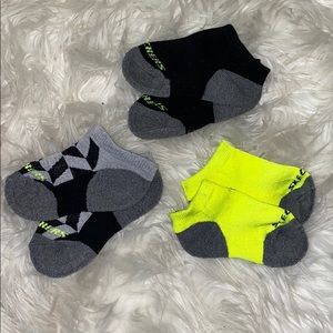 NWOT Skechers socks 3-pack